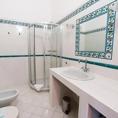 Miramare Hotel 3*