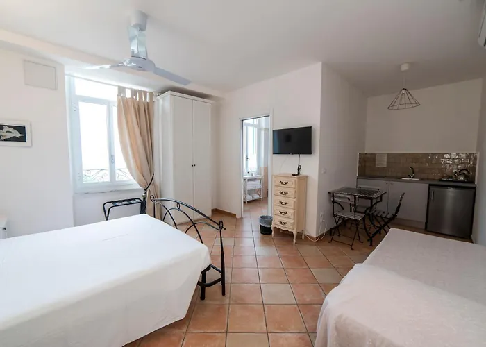 Miramare Hotel